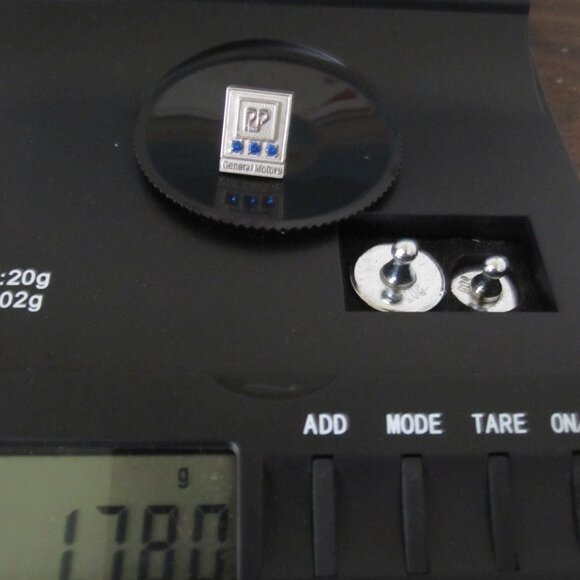 1/10th 10K Gold General Motors Blue Gem Stone 3 Year Service Award Pin - Picture 4 of 4